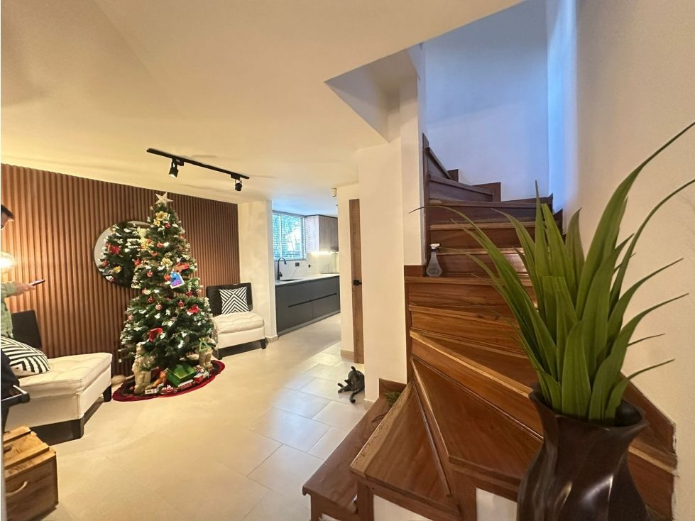 Casa en venta Antioquia Itagüí Guaduales De Sausalito 200 m2 Habitaciones 4 Baños 4 Garajes 2 Precio $990000000