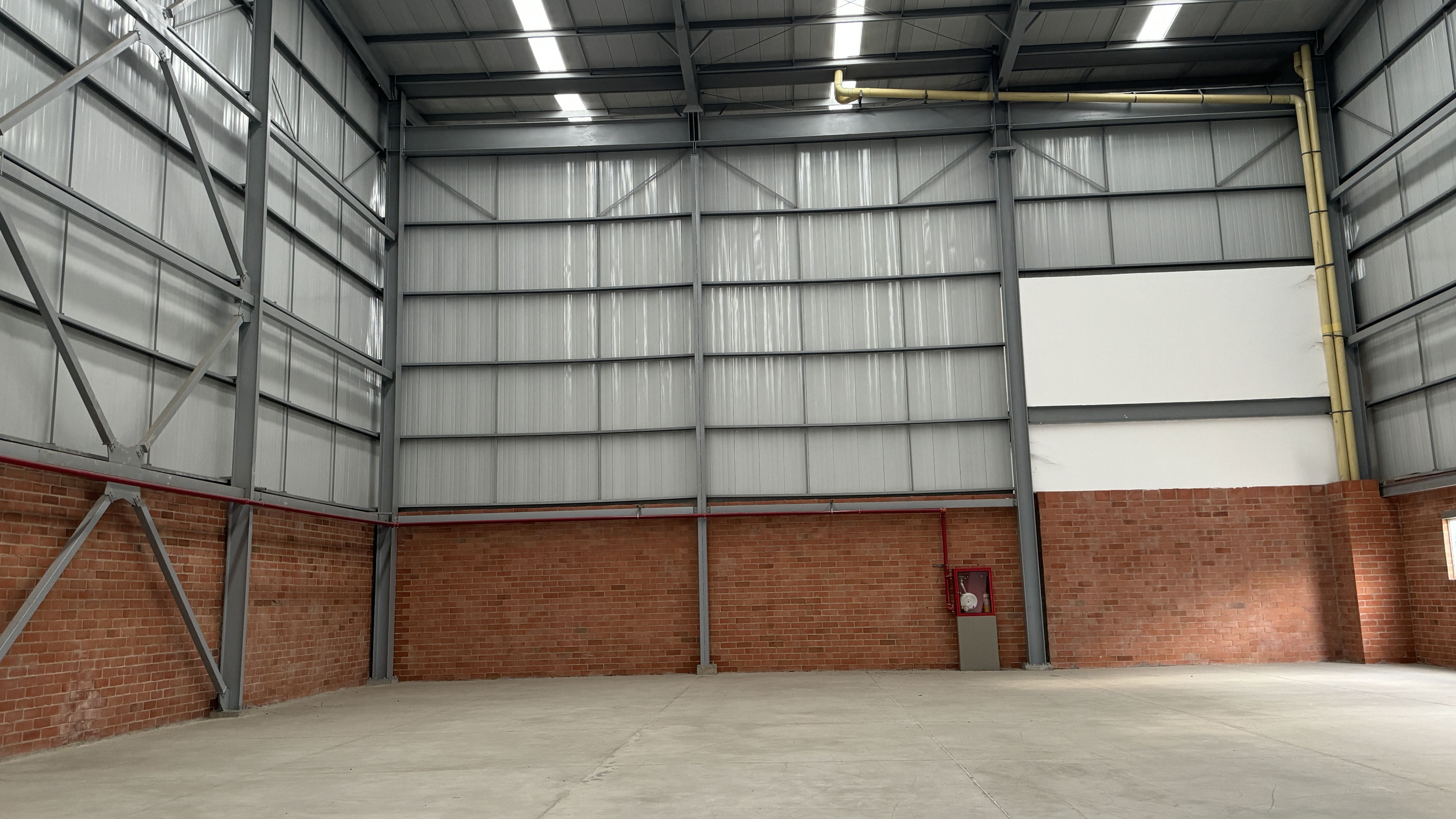 Bodega en venta Valle Del Cauca Yumbo Zona Industrial 750 m2 Habitaciones 0 Baños 4 Garajes 6 Precio $2363000000