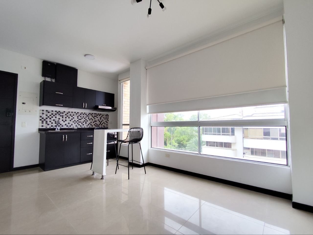 Apartaestudio en arriendo Valle Del Cauca Cali Las Delicias 48 m2 Habitaciones 1 Baños 1 Garajes 1 Precio $2100000