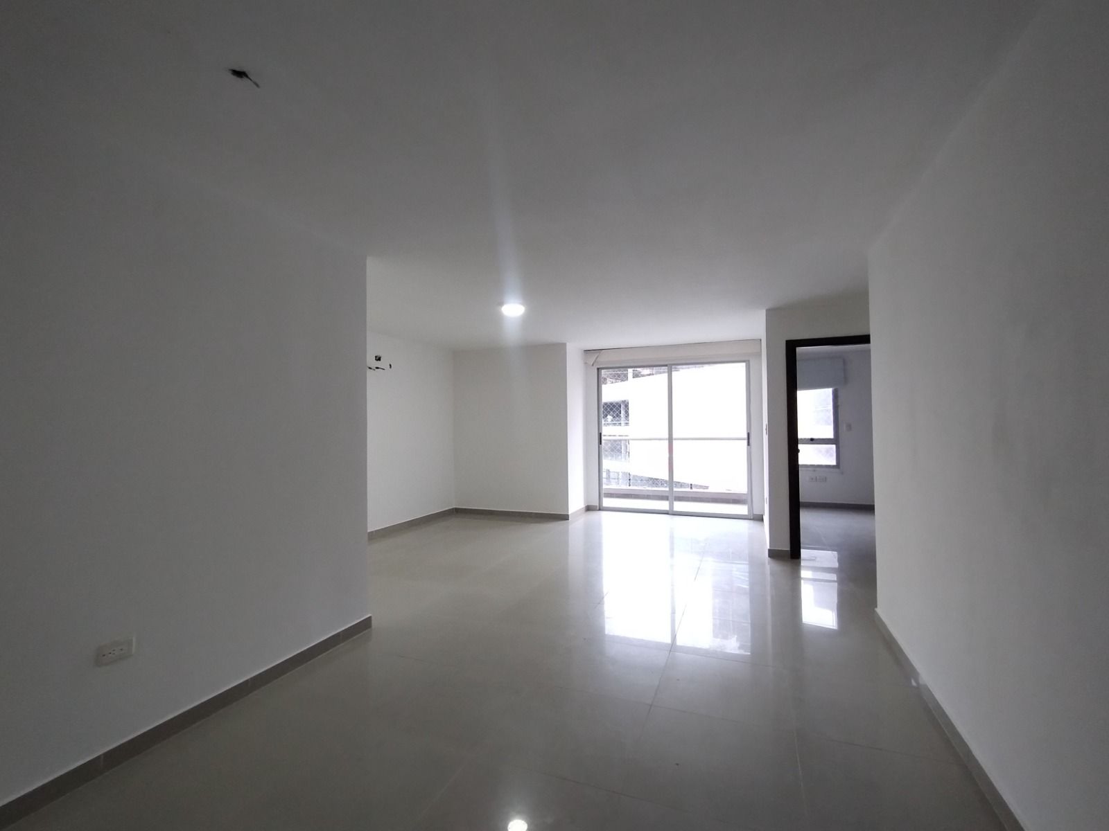 Apartamento en arriendo Atlántico Barranquilla Paraiso 105 m2 Habitaciones 3 Baños 2 Garajes 1 Precio $4200000