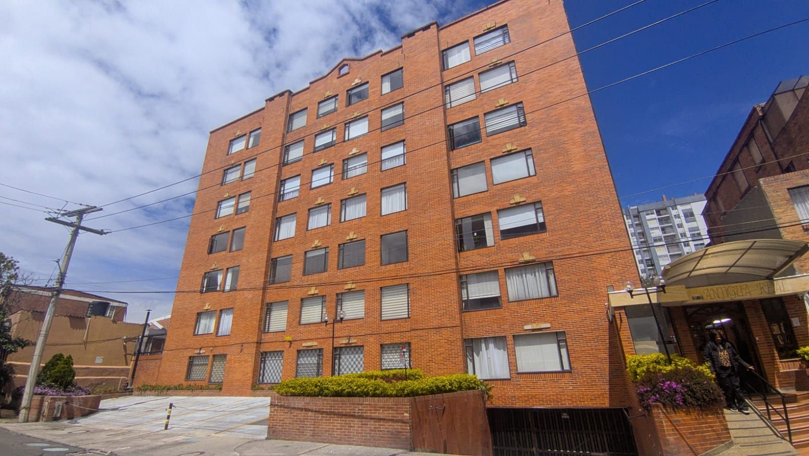 Apartamento en arriendo Cundinamarca Bogotá Margaritas I Sector 92 m2 Habitaciones 3 Baños 2 Garajes 1 Precio $3800000