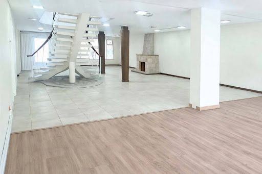 Casa en arriendo Cundinamarca Bogotá Gran América 400 m2 Habitaciones 4 Baños 4 Garajes 0 Precio $9000000
