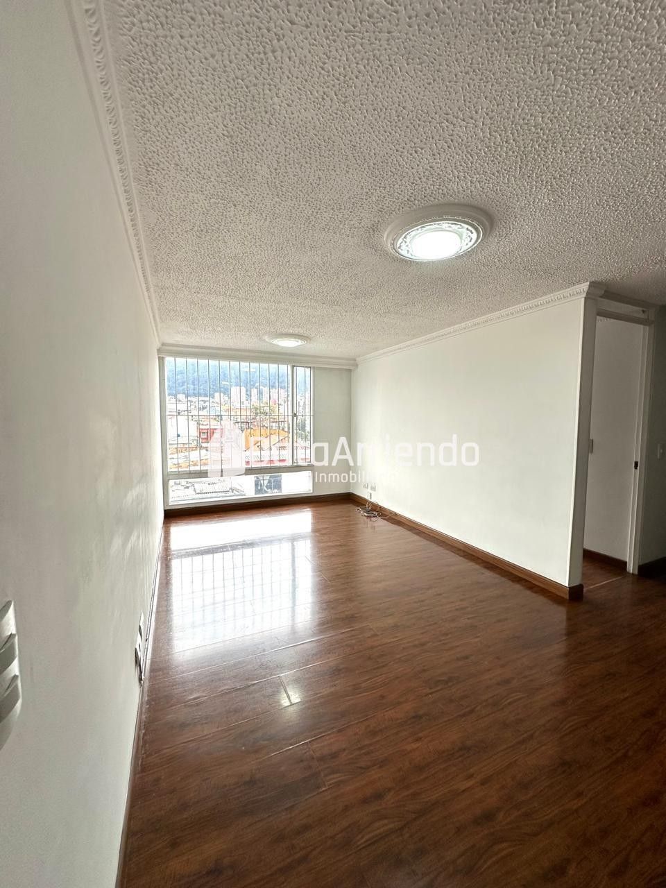 Apartamento en arriendo Cundinamarca Bogotá Muequeta 79 m2 Habitaciones 3 Baños 2 Garajes 1 Precio $2803800