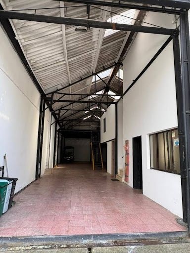 Bodega en arriendo Antioquia Envigado La Magnolia 300 m2 Habitaciones 0 Baños 2 Garajes 0 Precio $13500000