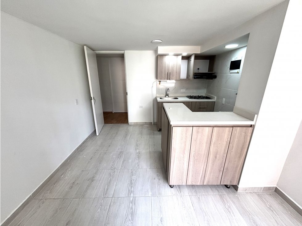 Apartamento en arriendo Antioquia Medellín San Antonio De Prado 45 m2 Habitaciones 3 Baños 2 Garajes 1 Precio $1450000