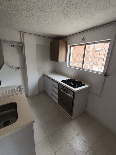 Apartamento en arriendo Antioquia Medellín Los Alpes 64 m2 Habitaciones 3 Baños 1 Garajes 1 Precio $3150000