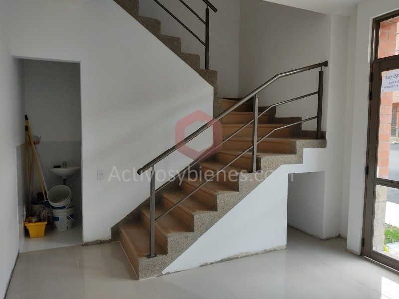 Bodega en arriendo Antioquia Medellín La Aguacatala 1430 m2 Habitaciones 0 Baños 6 Garajes 5 Precio $47500000