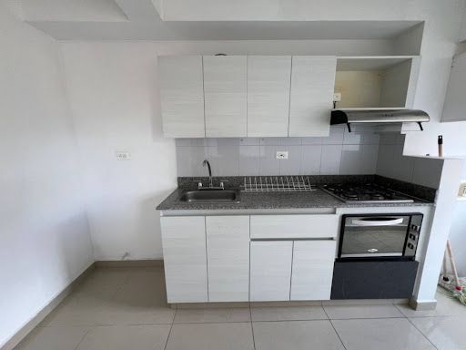 Apartamento en arriendo Antioquia Medellín Santa Rosa De Lima 68 m2 Habitaciones 2 Baños 2 Garajes 1 Precio $2800000