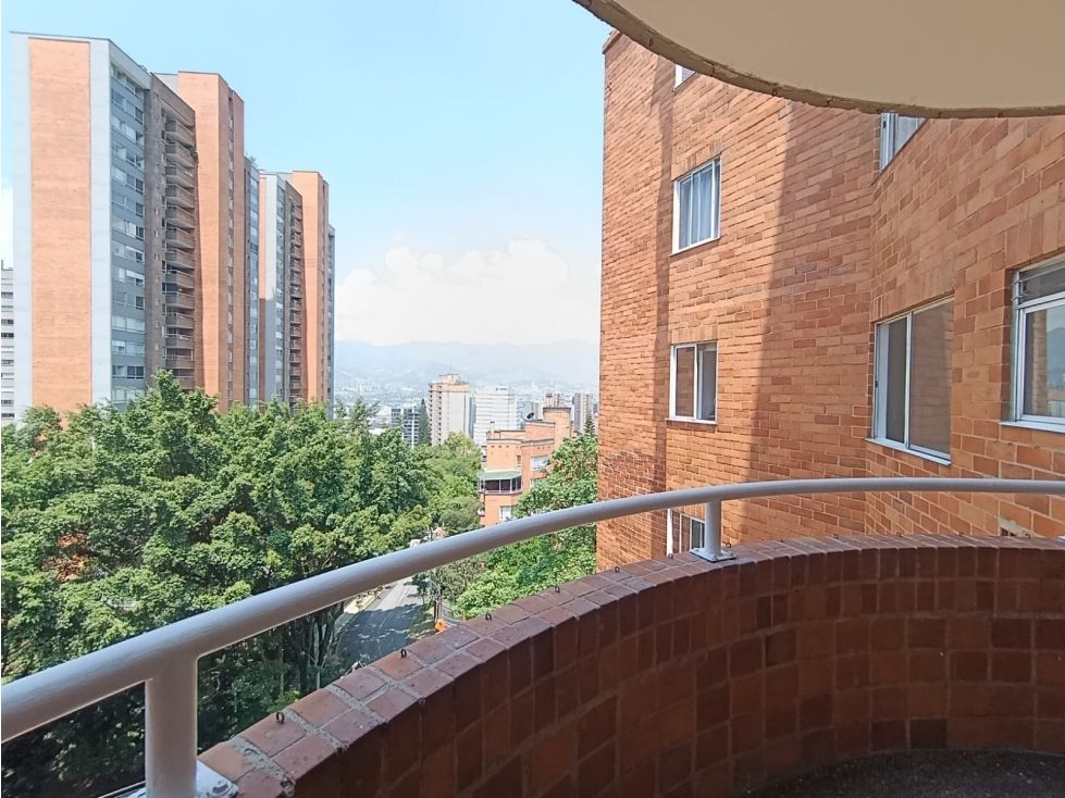 Apartamento en venta Antioquia Medellín Castropol 132 m2 Habitaciones 3 Baños 4 Garajes 1 Precio $900000000