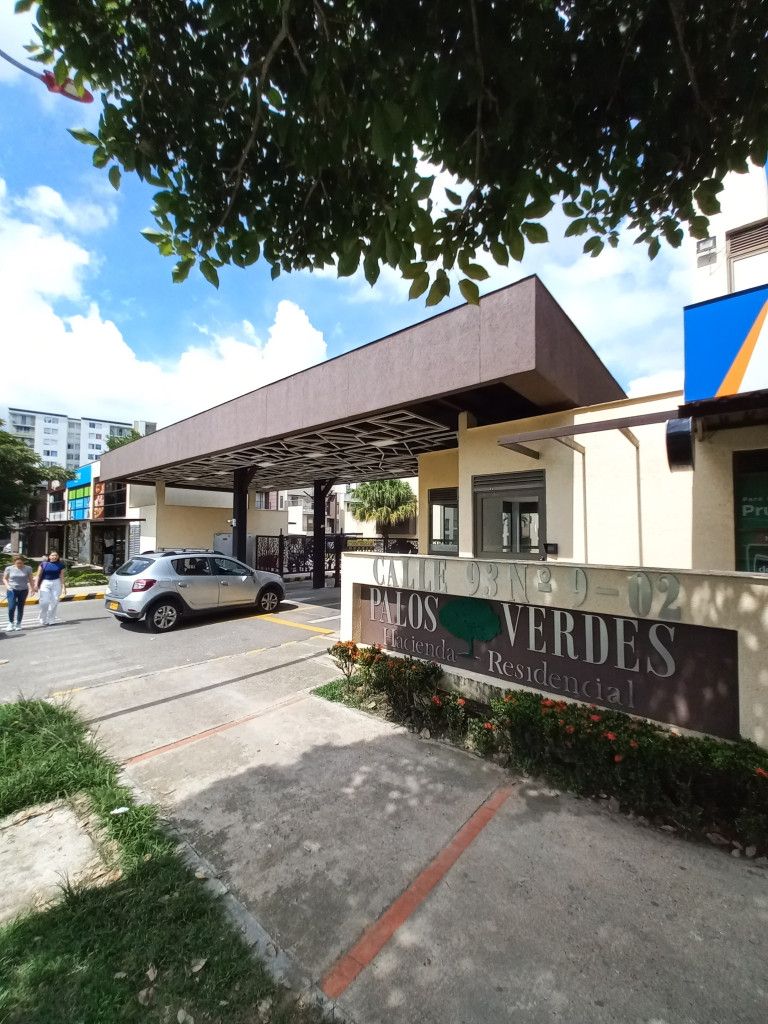 Casa en venta Tolima Ibagué Cd Simon Bolivar Et Ii 157 m2 Habitaciones 3 Baños 4 Garajes 2 Precio $550000000