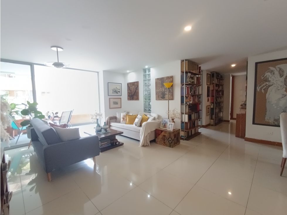 Apartamento en venta Antioquia Medellín Florida Nueva 155 m2 Habitaciones 3 Baños 3 Garajes 2 Precio $1150000000