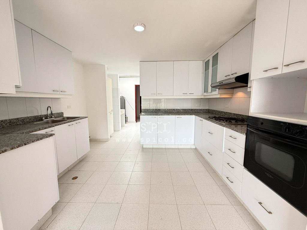 Casa en arriendo Antioquia Envigado El Chocho 283 m2 Habitaciones 3 Baños 6 Garajes 3 Precio $12000000