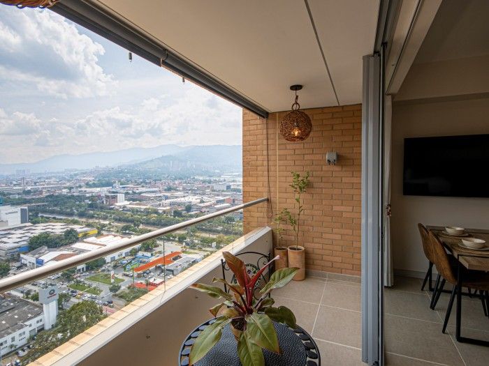 Apartamento en arriendo Antioquia Medellín Simesa 81 m2 Habitaciones 3 Baños 2 Garajes 1 Precio $6700000