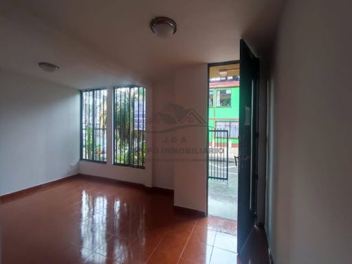 Casa en arriendo Caldas Manizales Chipre 150 m2 Habitaciones 3 Baños 2 Garajes 1 Precio $1900000