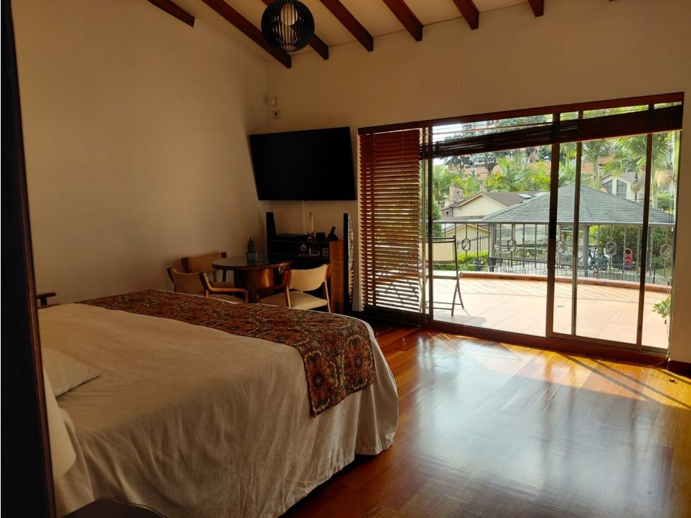 Casa en venta Caldas Manizales Cr Loma Verde 245 m2 Habitaciones 3 Baños 4 Garajes 2 Precio $1350000000