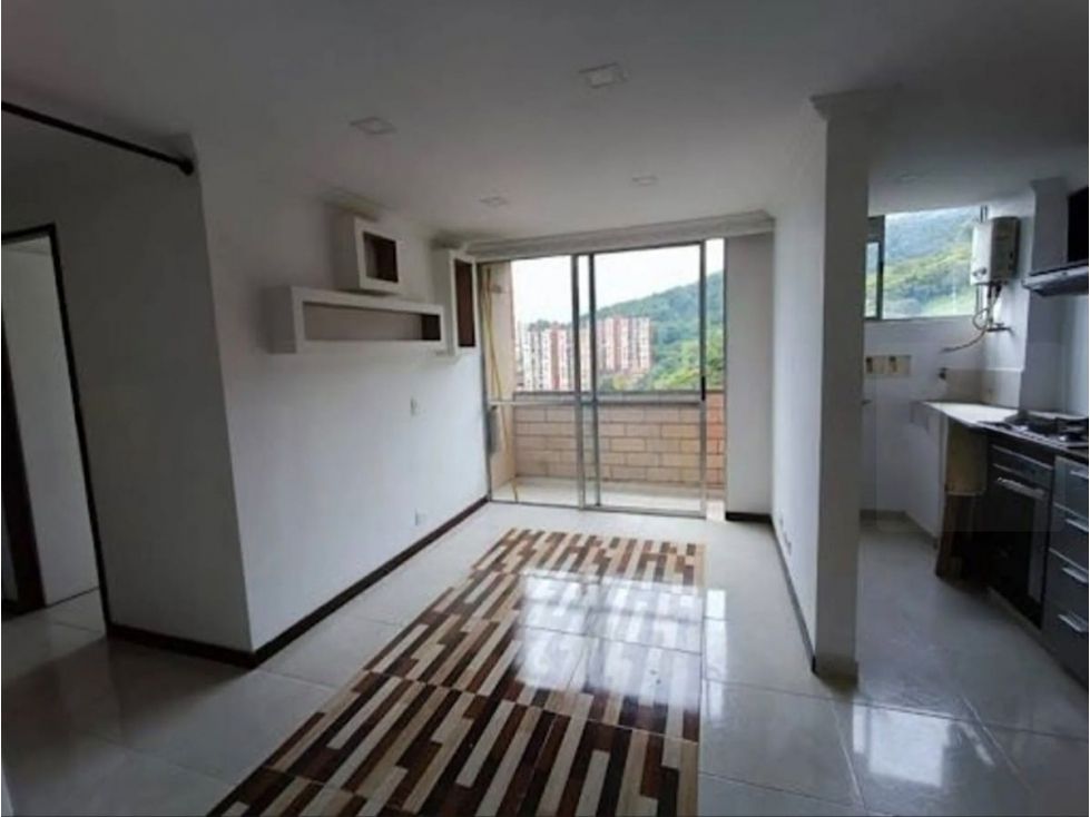 Apartamento en venta Antioquia Medellín Loma De Los Bernal 49 m2 Habitaciones 3 Baños 1 Garajes 0 Precio $287000000