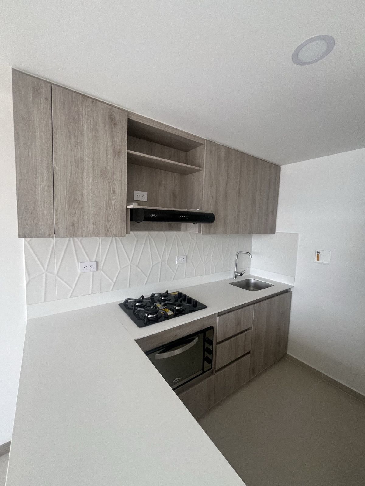 Apartamento en arriendo Antioquia Envigado San Marcos 72 m2 Habitaciones 3 Baños 2 Garajes 1 Precio $3000000