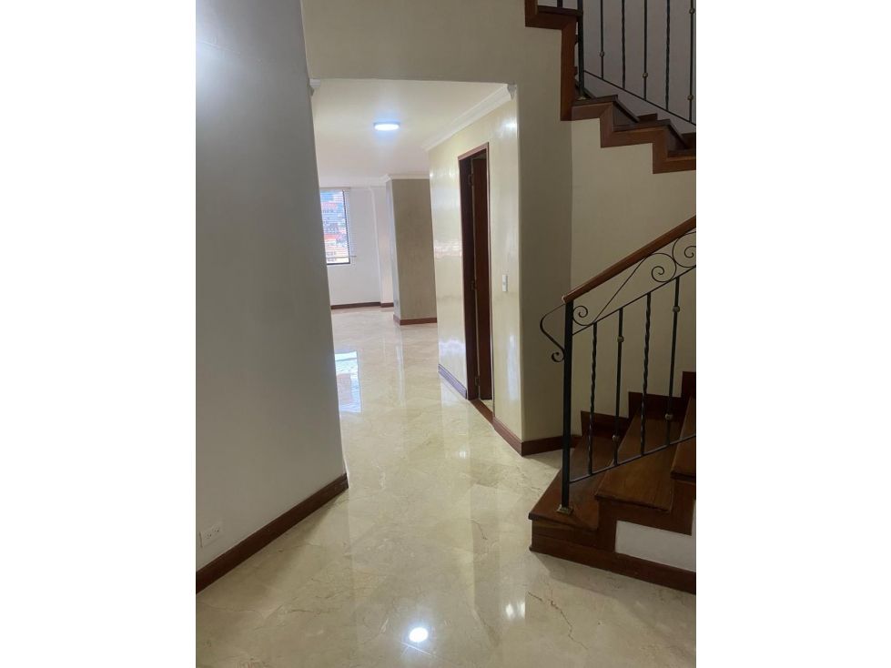 Apartamento en venta Antioquia Envigado San Marcos 168 m2 Habitaciones 3 Baños 2 Garajes 1 Precio $1070000000