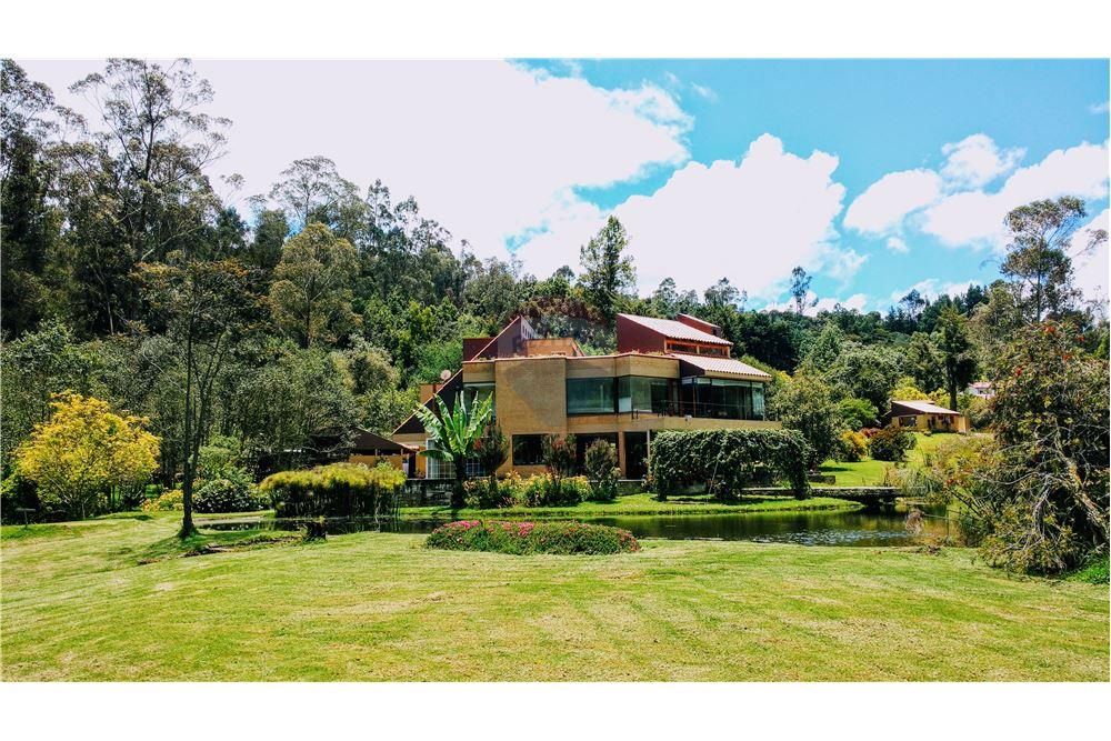 Casa en venta Cundinamarca La Calera La Pradera De Potosí 477 m2 Habitaciones 6 Baños 6 Garajes 6 Precio $2990000000