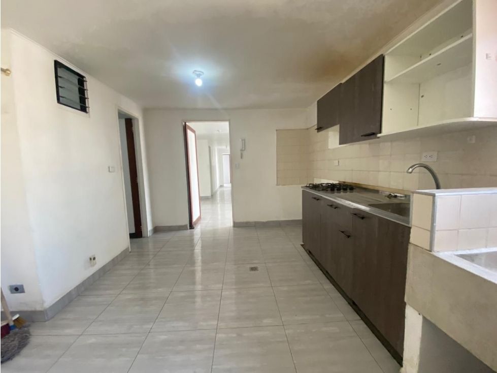 Apartamento en arriendo Antioquia Medellín Boston 140 m2 Habitaciones 3 Baños 3 Garajes 1 Precio $3000000