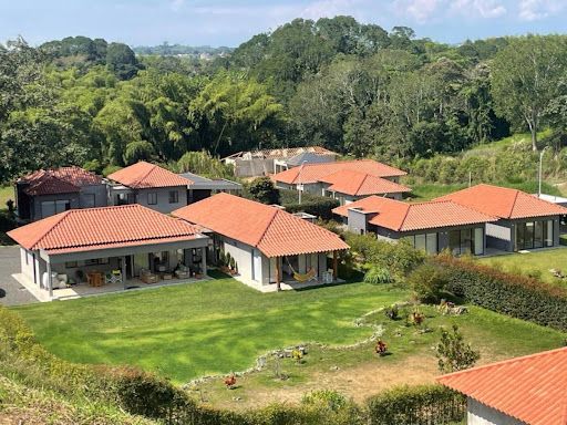 Casa en venta Risaralda Pereira Pereira 220 m2 Habitaciones 4 Baños 3 Garajes 5 Precio $1450000000