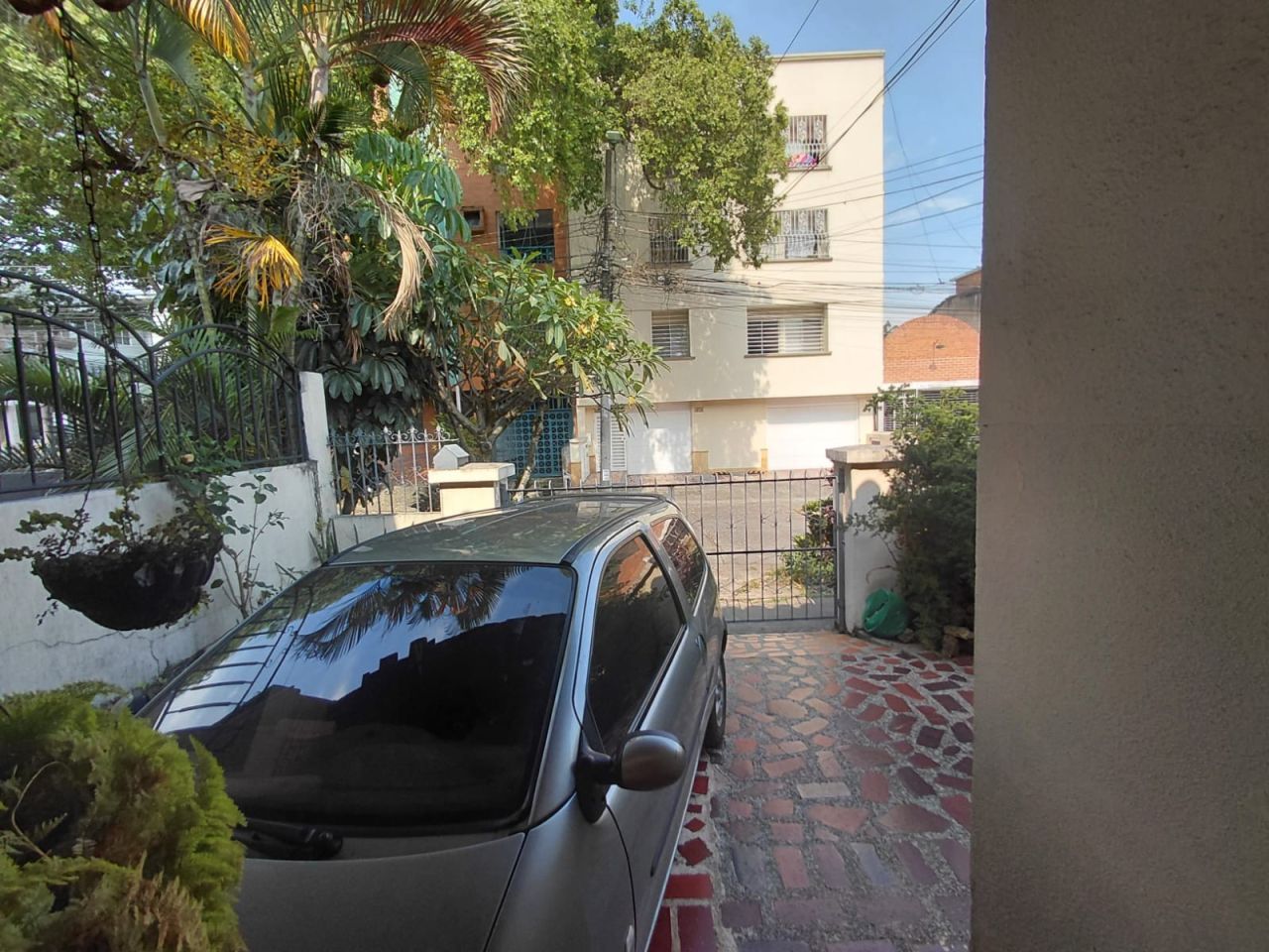 Casa en venta Valle Del Cauca Cali 3 De Julio 230 m2 Habitaciones 4 Baños 4 Garajes 2 Precio $550000000