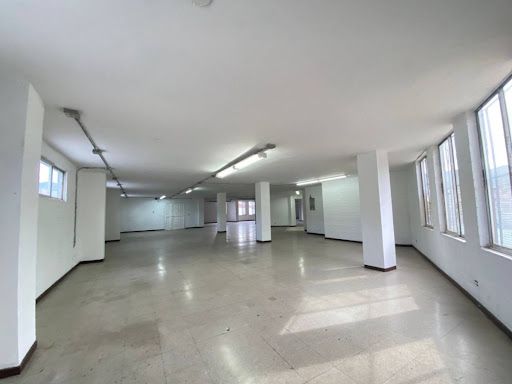 Bodega en arriendo Antioquia Medellín Santa Fe 347 m2 Habitaciones 0 Baños 4 Garajes 4 Precio $9000000