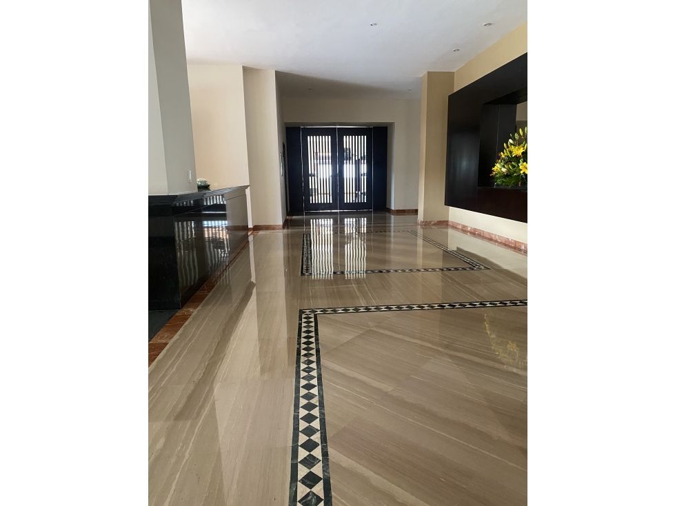 Apartamento en venta Cundinamarca Bogotá La Carolina 260 m2 Habitaciones 3 Baños 4 Garajes 3 Precio $1750000000