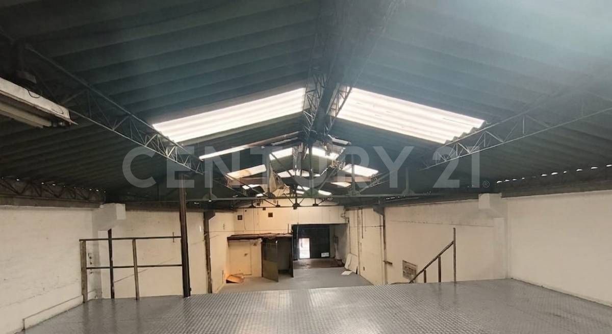 Bodega en venta Cundinamarca Bogotá Restrepo Occidental 252 m2 Habitaciones 0 Baños 3 Garajes 0 Precio $890000000