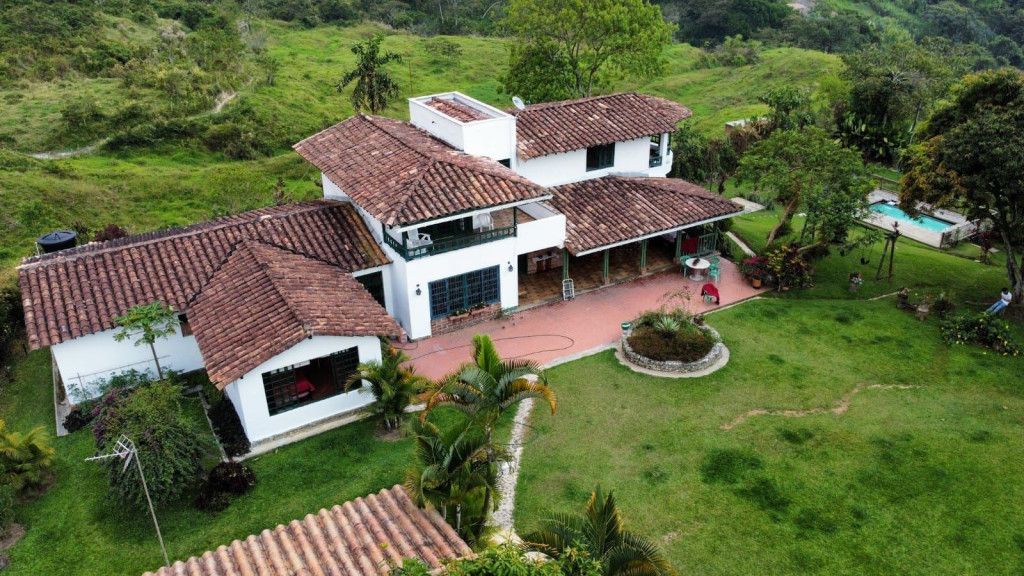 Finca en venta Antioquia Amagá Amagá 600 m2 Habitaciones 6 Baños 5 Garajes 0 Precio $950000000