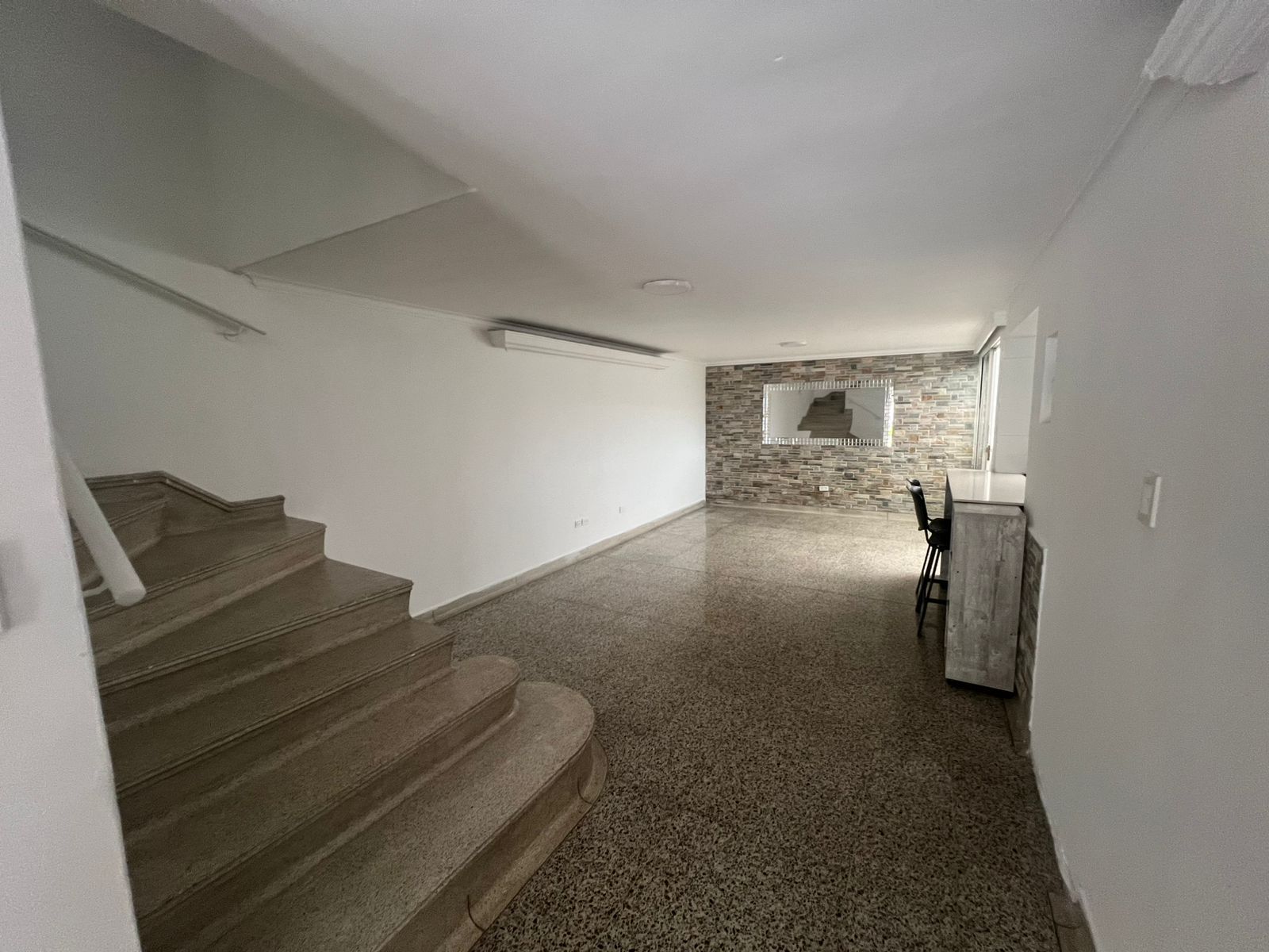 Casa en arriendo Antioquia Medellín Belencito 259 m2 Habitaciones 5 Baños 4 Garajes 1 Precio $4600000