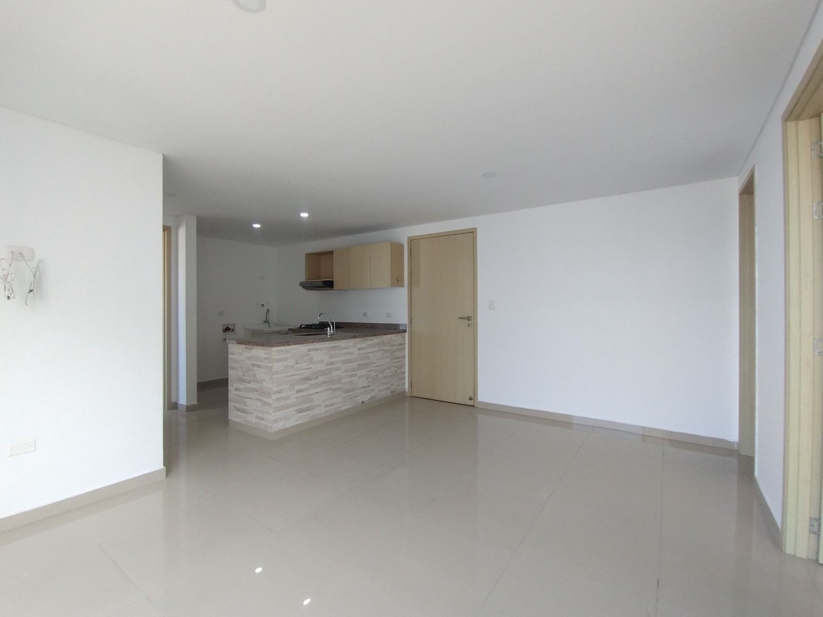 Apartamento en arriendo Atlántico Barranquilla Ciudad Jardin 67 m2 Habitaciones 2 Baños 2 Garajes 1 Precio $2500000