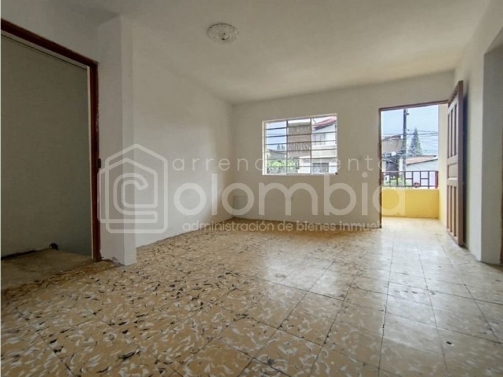 Casa en arriendo Antioquia Envigado Los Naranjos 120 m2 Habitaciones 3 Baños 1 Garajes 0 Precio $2300000
