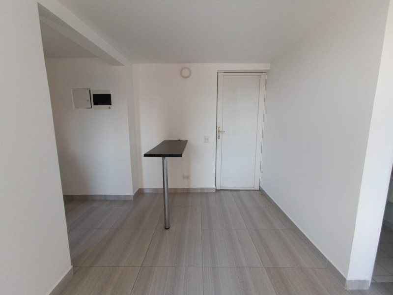 Apartamento en arriendo Antioquia Medellín San Antonio De Prado 48 m2 Habitaciones 3 Baños 2 Garajes 0 Precio $1150000