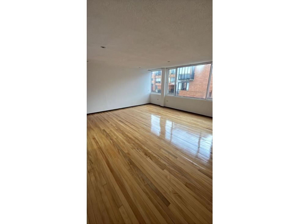 Apartamento en arriendo Cundinamarca Bogotá La Soledad 131 m2 Habitaciones 3 Baños 1 Garajes 1 Precio $3200000