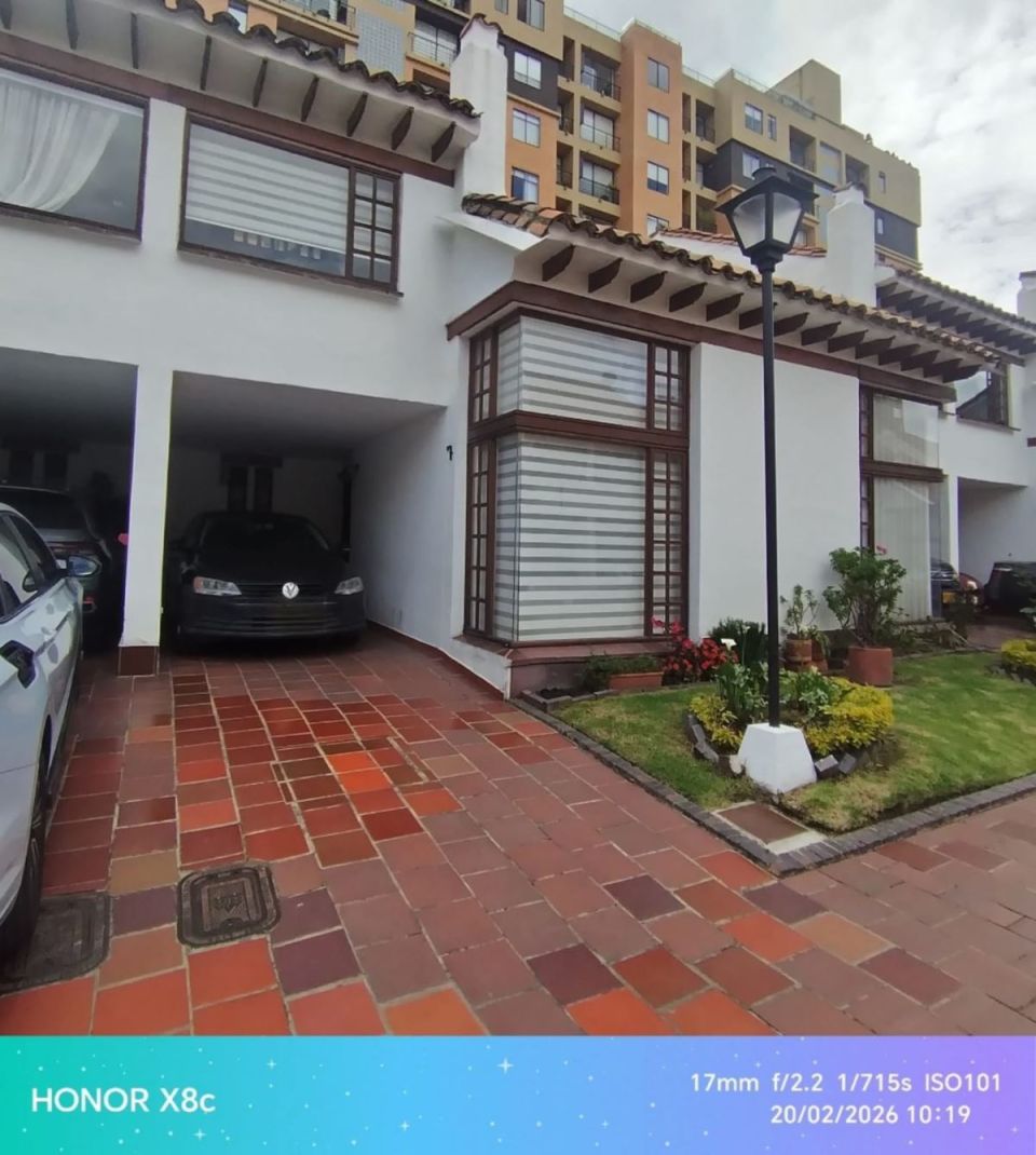 Casa en venta Cundinamarca Bogotá Quinta Camacho 162 m2 Habitaciones 3 Baños 4 Garajes 2 Precio $950000000