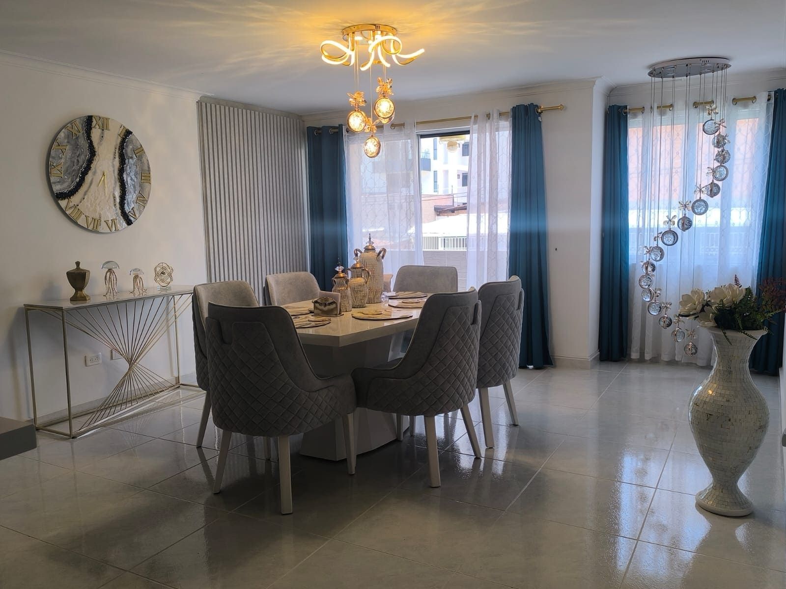 Apartamento en venta Antioquia Medellín Lorena 156 m2 Habitaciones 3 Baños 2 Garajes 1 Precio $890000000