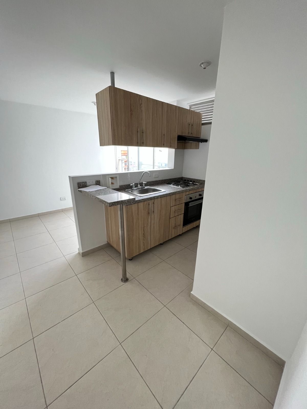 Apartamento en arriendo Santander Bucaramanga Comuneros 75 m2 Habitaciones 3 Baños 2 Garajes 1 Precio $1750000