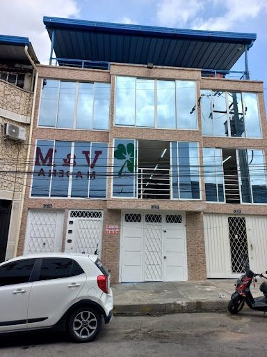 Bodega en venta Santander Bucaramanga Granada 840 m2 Habitaciones 0 Baños 7 Garajes 0 Precio $1900000000