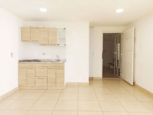 Local en arriendo Antioquia Medellín Rosales 45 m2 Habitaciones 0 Baños 1 Garajes 0 Precio $2200000