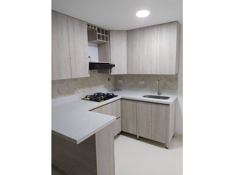 Apartamento en arriendo Antioquia La Ceja Cuatro Esqunas 70 m2 Habitaciones 3 Baños 2 Garajes 1 Precio $2200000