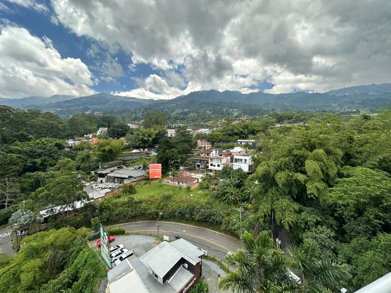 Apartamento en arriendo Antioquia Medellín El Esmeraldal 64 m2 Habitaciones 2 Baños 2 Garajes 1 Precio $5200000