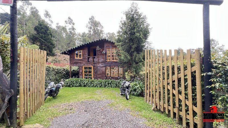Casa Campestre en arriendo Antioquia Medellín Medellín 140 m2 Habitaciones 3 Baños 2 Garajes 3 Precio $3250000