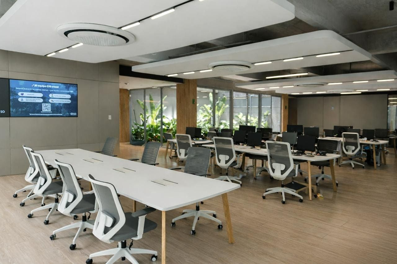Oficina en arriendo Antioquia Medellín El Velodromo 270 m2 Habitaciones 0 Baños 2 Garajes 1 Precio $30000000