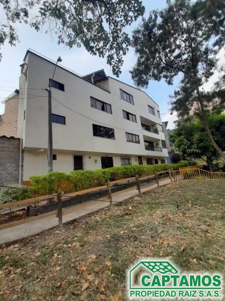 Apartamento en arriendo o venta Antioquia Medellín La Mota 90 m2 Habitaciones 2 Baños 1 Garajes 0 Precio venta $280000000 Precio arriendo $1600000