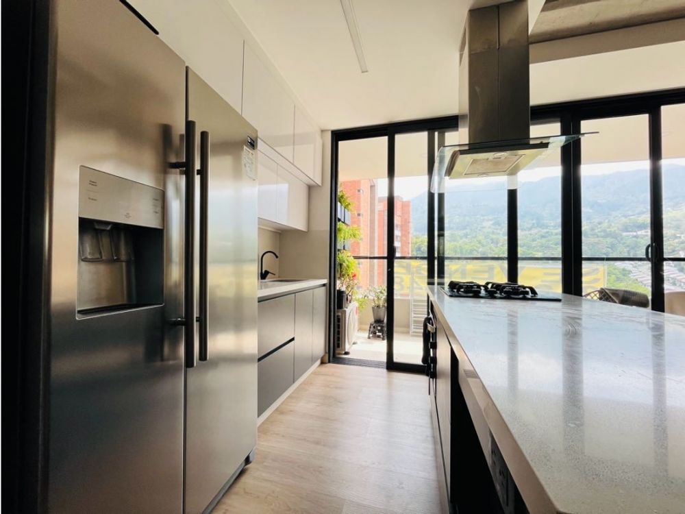 Apartamento en venta Antioquia Envigado El Esmeraldal 89 m2 Habitaciones 2 Baños 3 Garajes 2 Precio $588000000