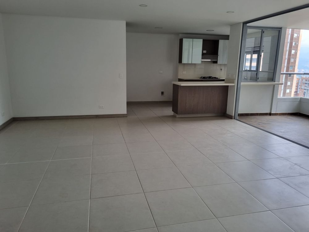 Apartamento en venta Antioquia Envigado Loma Del Atravesado 138 m2 Habitaciones 3 Baños 4 Garajes 2 Precio $791000000