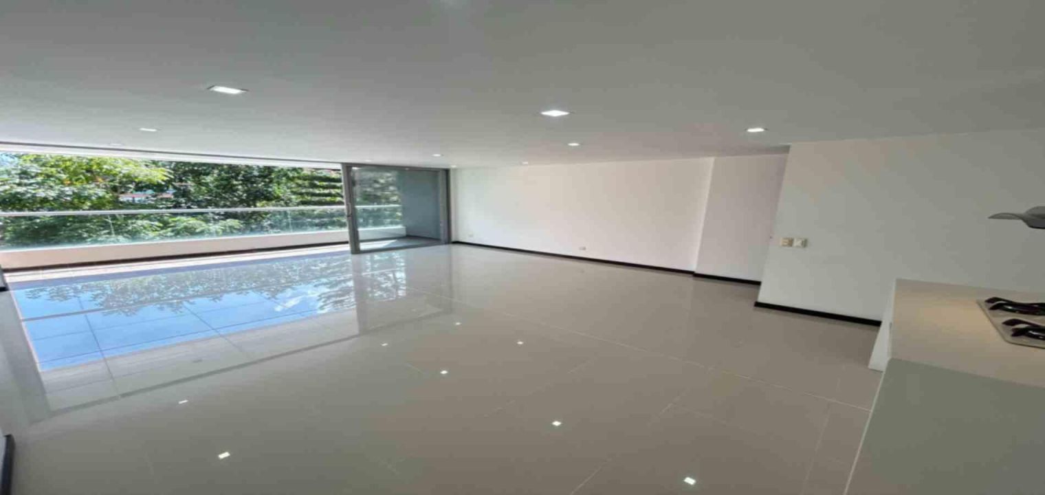 Apartamento en arriendo Antioquia Envigado Loma De Las Brujas 150 m2 Habitaciones 3 Baños 4 Garajes 2 Precio $6600000