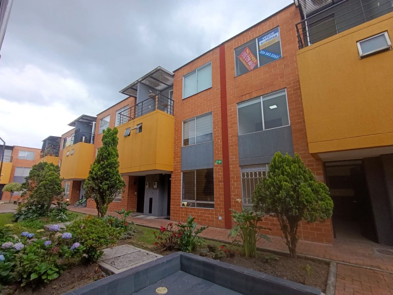 Casa en arriendo Cundinamarca Mosquera Cr Quintas Del Marquez 85 m2 Habitaciones 3 Baños 3 Garajes 1 Precio $2200000