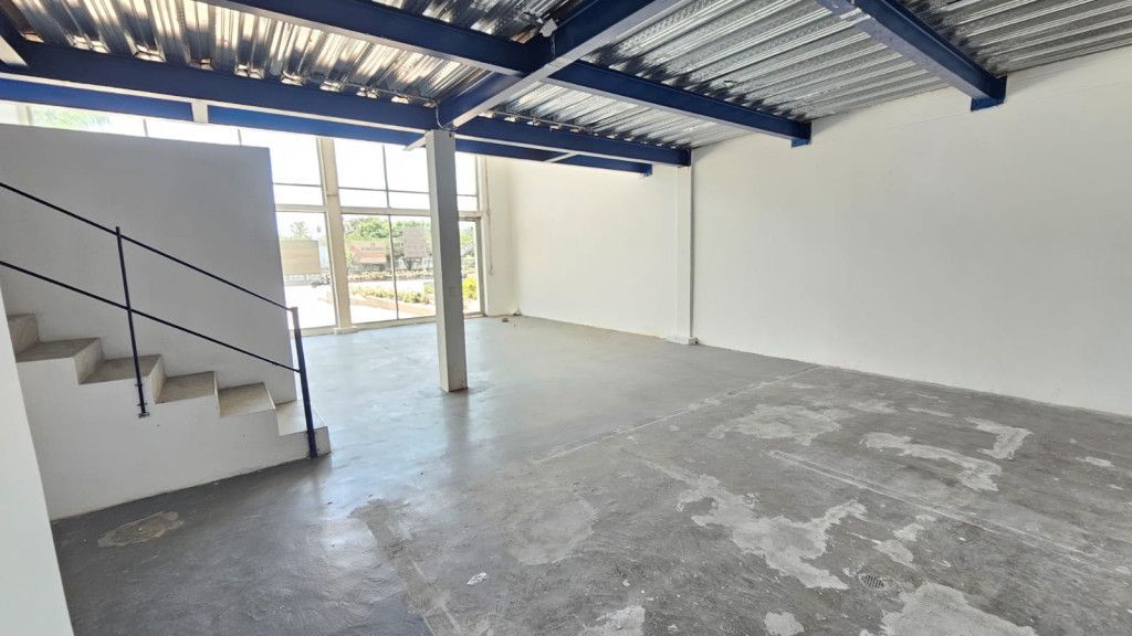 Local en arriendo Atlántico Barranquilla Universal 144 m2 Habitaciones 0 Baños 2 Garajes 0 Precio $6967087